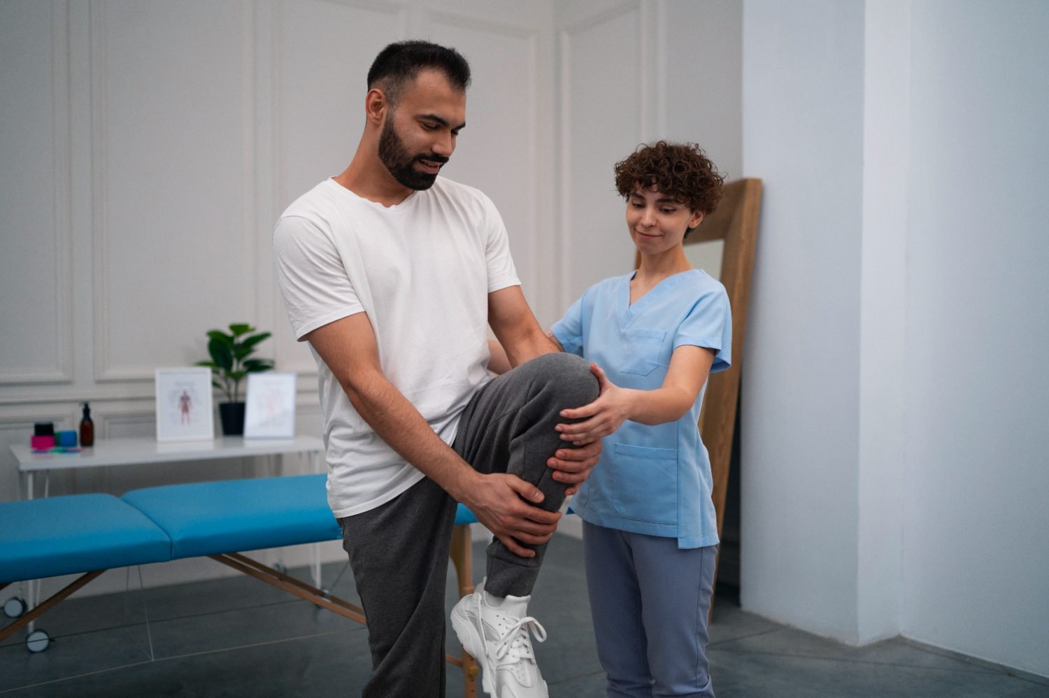 Relieve Knee Pain: Expert Physiotherapy Treatment in KWIC Physiotherapy, Kitchener